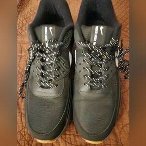 Nike Air Maxx 90 Black/gum Us15.5 BNWOB. must See!!.